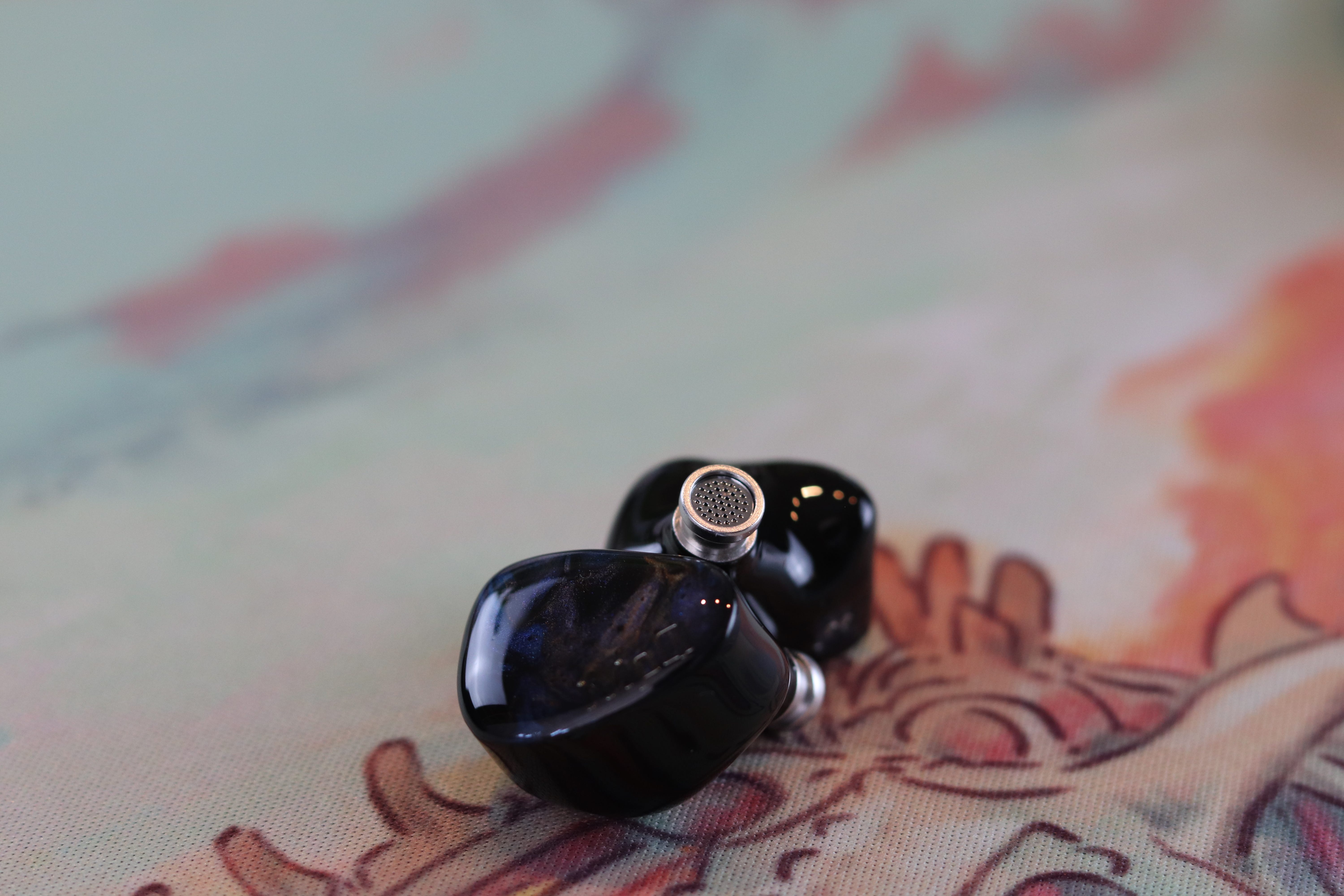 ChiFi Review: ivipQ Shanhai Triple Driver IEM | by Aaron