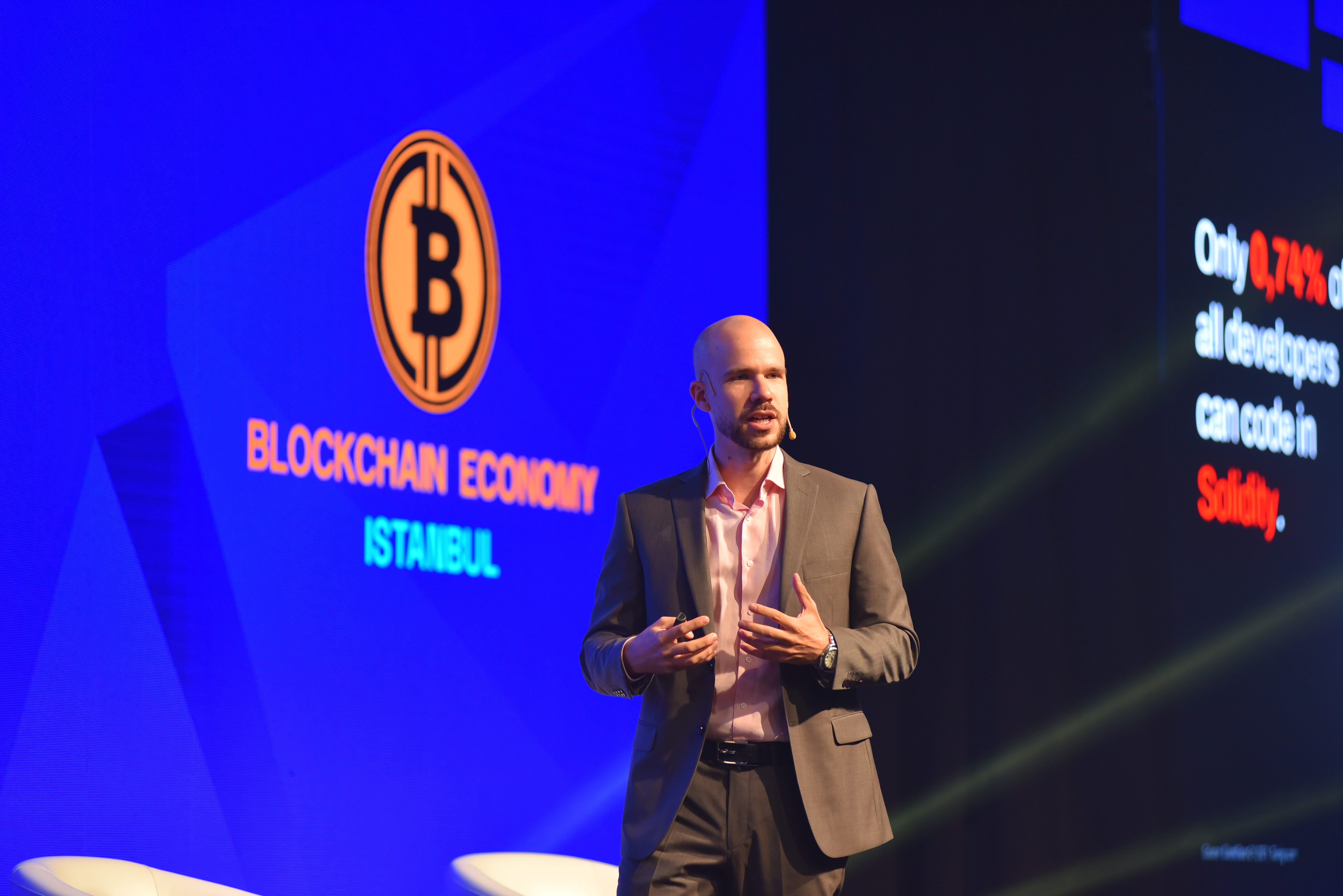 QANplatform in Turkey: Blockchain Economy Istanbul Summit & Çankaya  University Partnership | by QANplatform | QANplatform | Medium