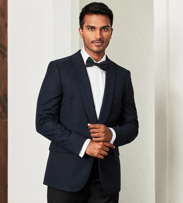 Essential Wardrobe Staples: 5 Classic Outfits Every Man Should Have | by  Kimberly Nina Hill