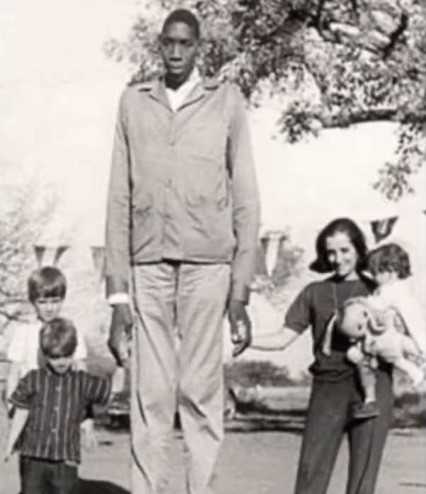 John William “Bud” Rogan: The Tallest Man Ever | by Tallestly | Medium