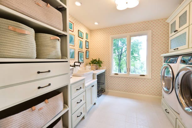 52 Best Laundry Room Ideas and Layouts to Maximize Space