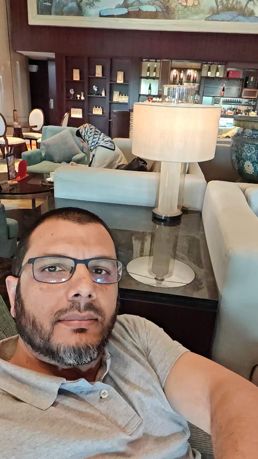 We first time met, so Shakeel send me a selfie picture