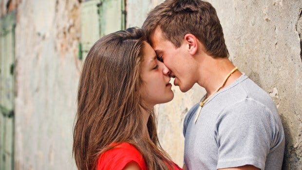 How To Get Your First Kiss - Elite Man Magazine