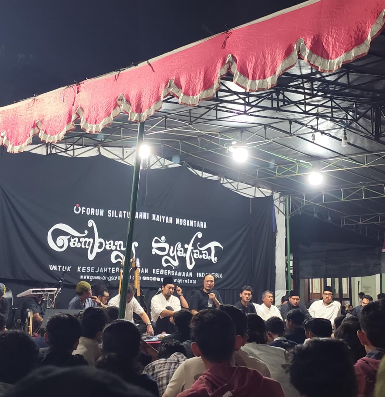 Ruang Diskusi Maiyah: ”Kampus” Untuk Semua