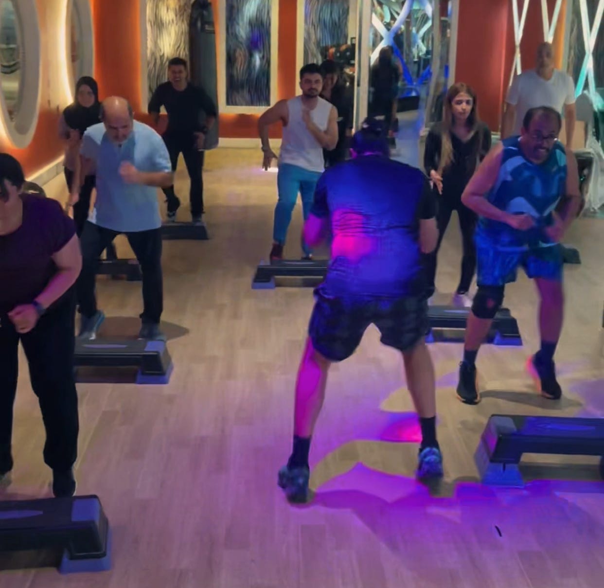 Functional Step-Up Aerobics at Nitrro Bespoke Fitness Breach Candy: A Power-Packed Workout in Style