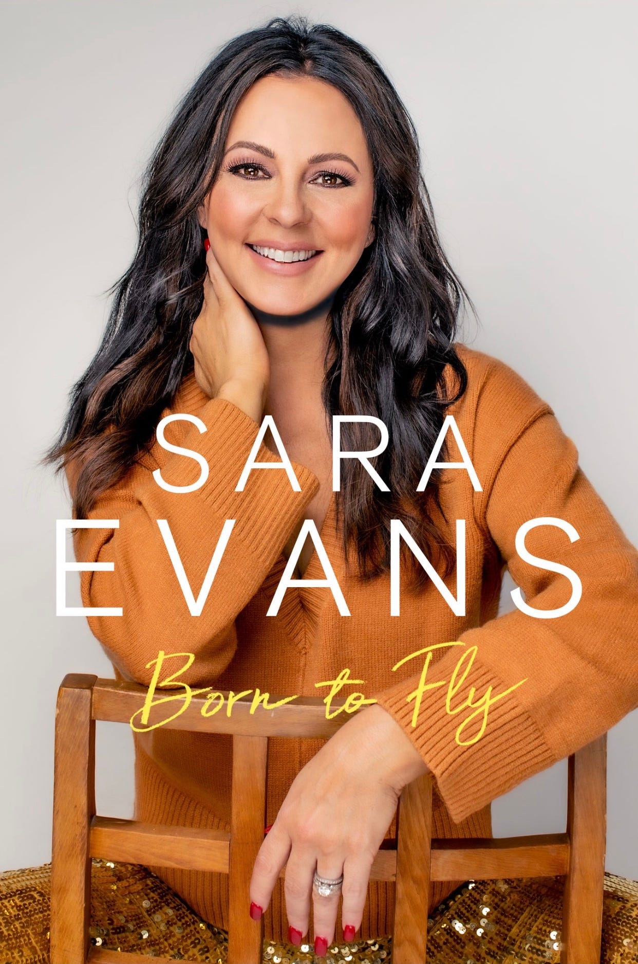 Sara Evans Shares Her Musical Journey and Life Story in Memoir “Born to Fly”