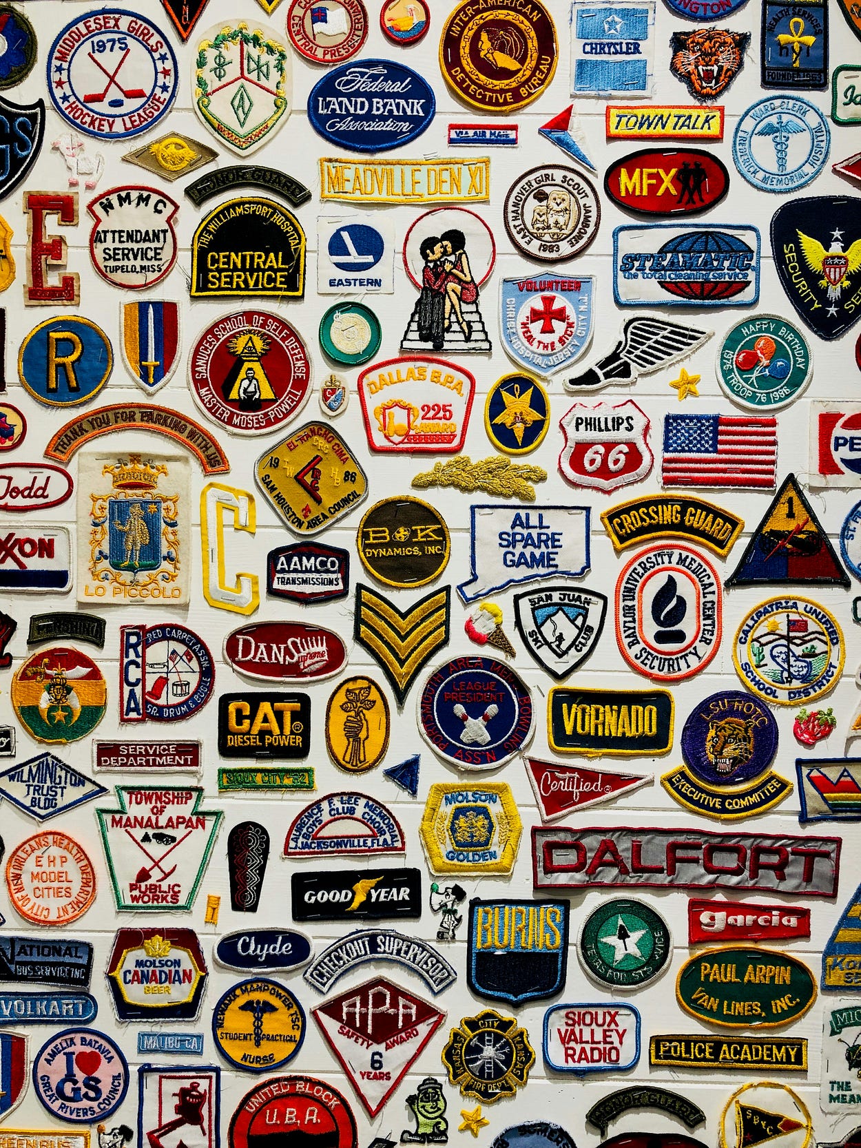 Who Is Winning in the Battle of Minimalism vs Maximalism Design?