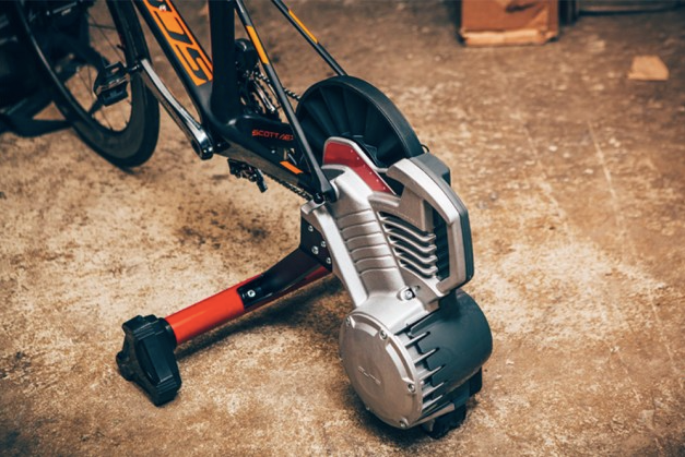 ‪ELITE REAL TURBO MUIN‬ Zwift対応 2021年版ダイレクトドライブ式ローラー頂上決戦。7社12種を徹底