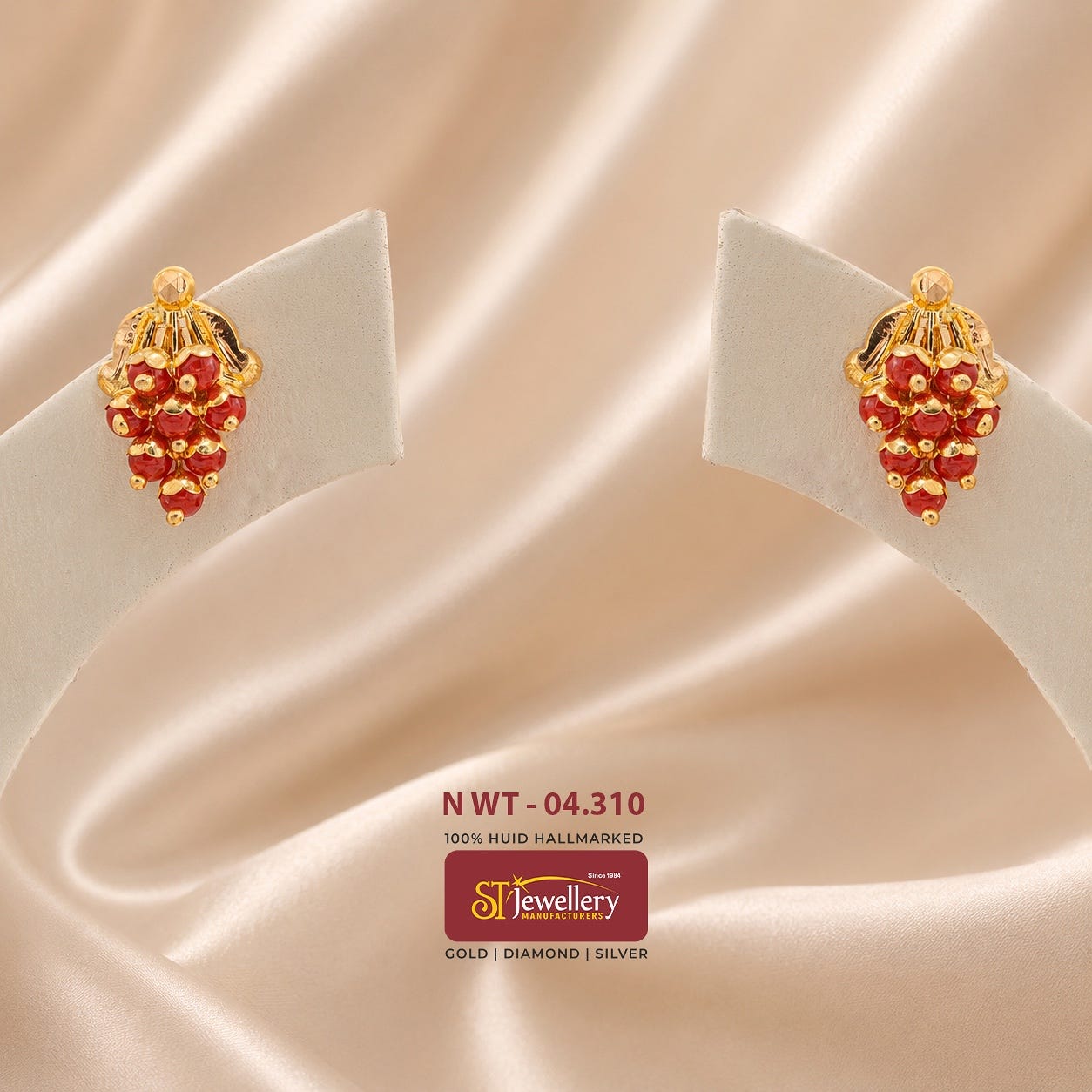 Elegant Bead Earrings: A Perfect Blend of Traditional Charm and Modern Style