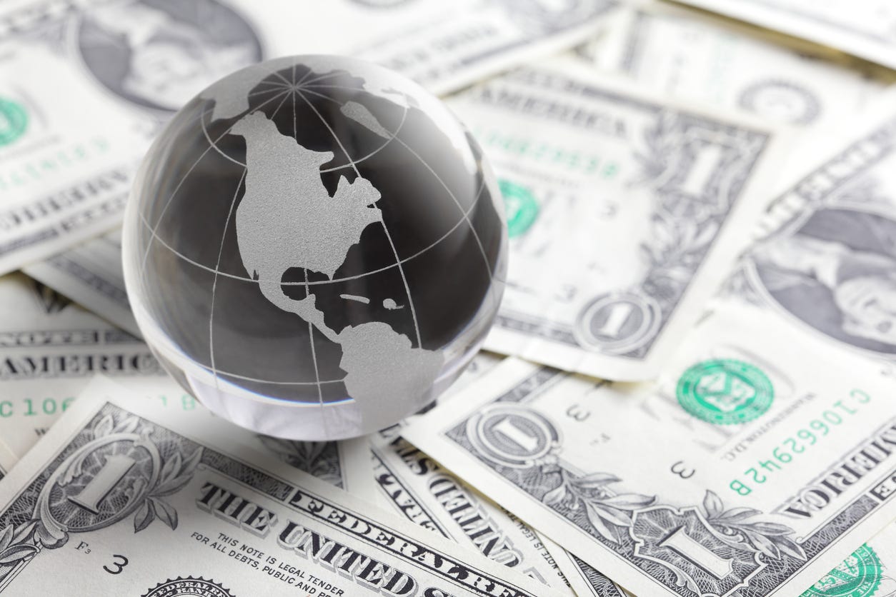 ¿Estamos ante el inicio de la dolarización del mundo?