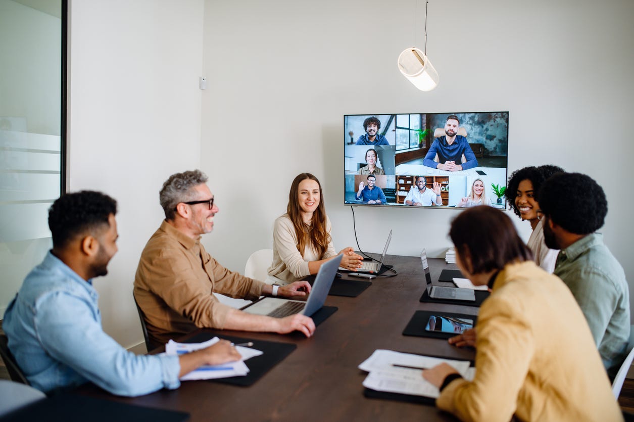 The Quiet Bias Built Into Every Hybrid Meeting