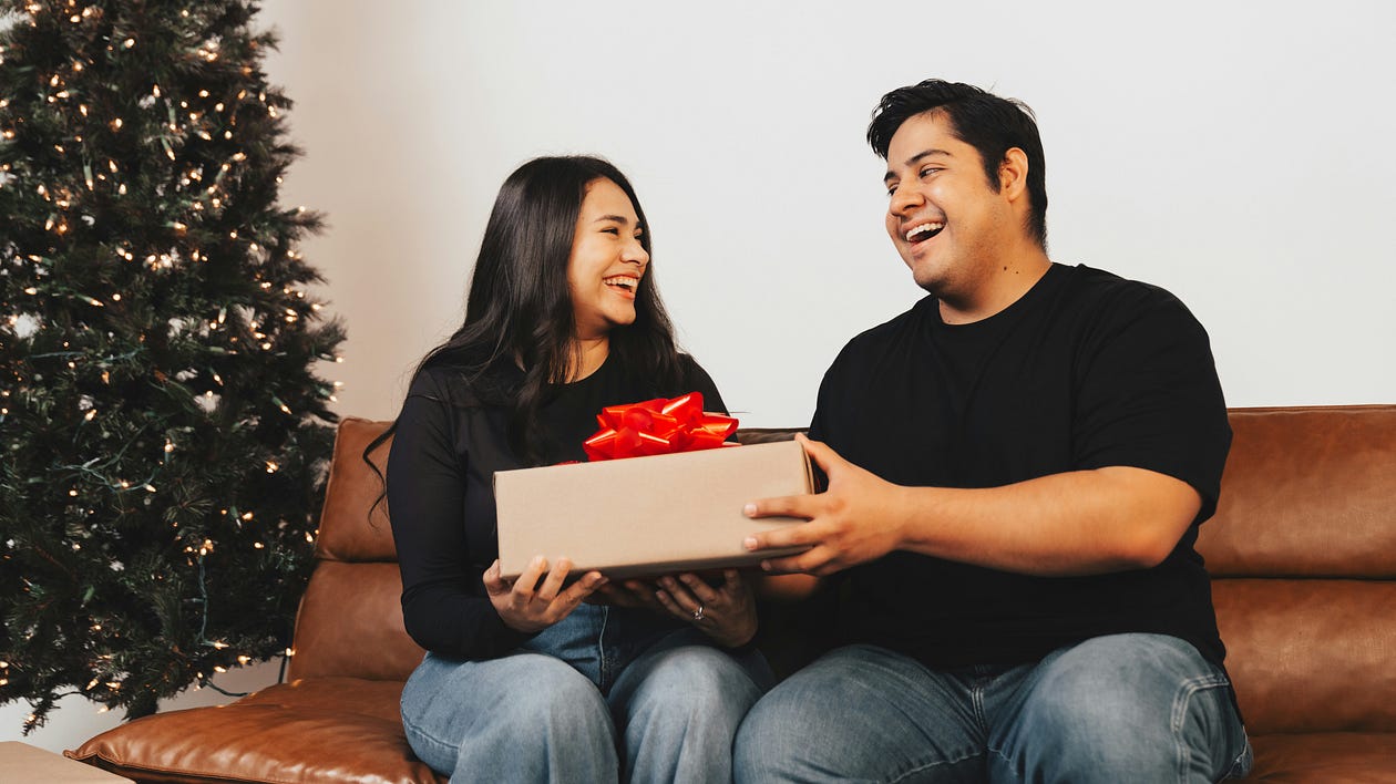 Gift exchange between siblings