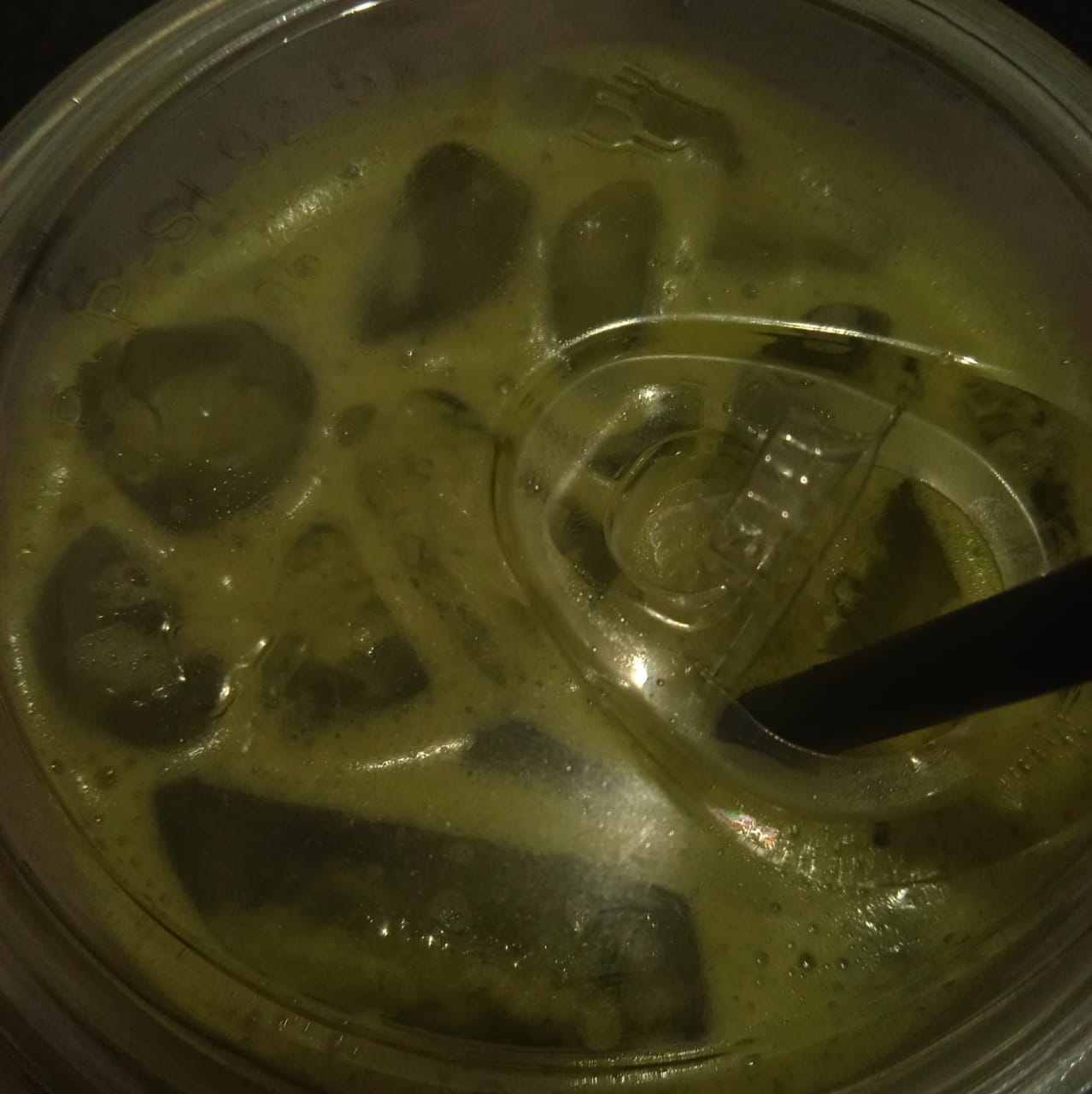 Segelas Matcha di Tengah Hidup yang Ramai