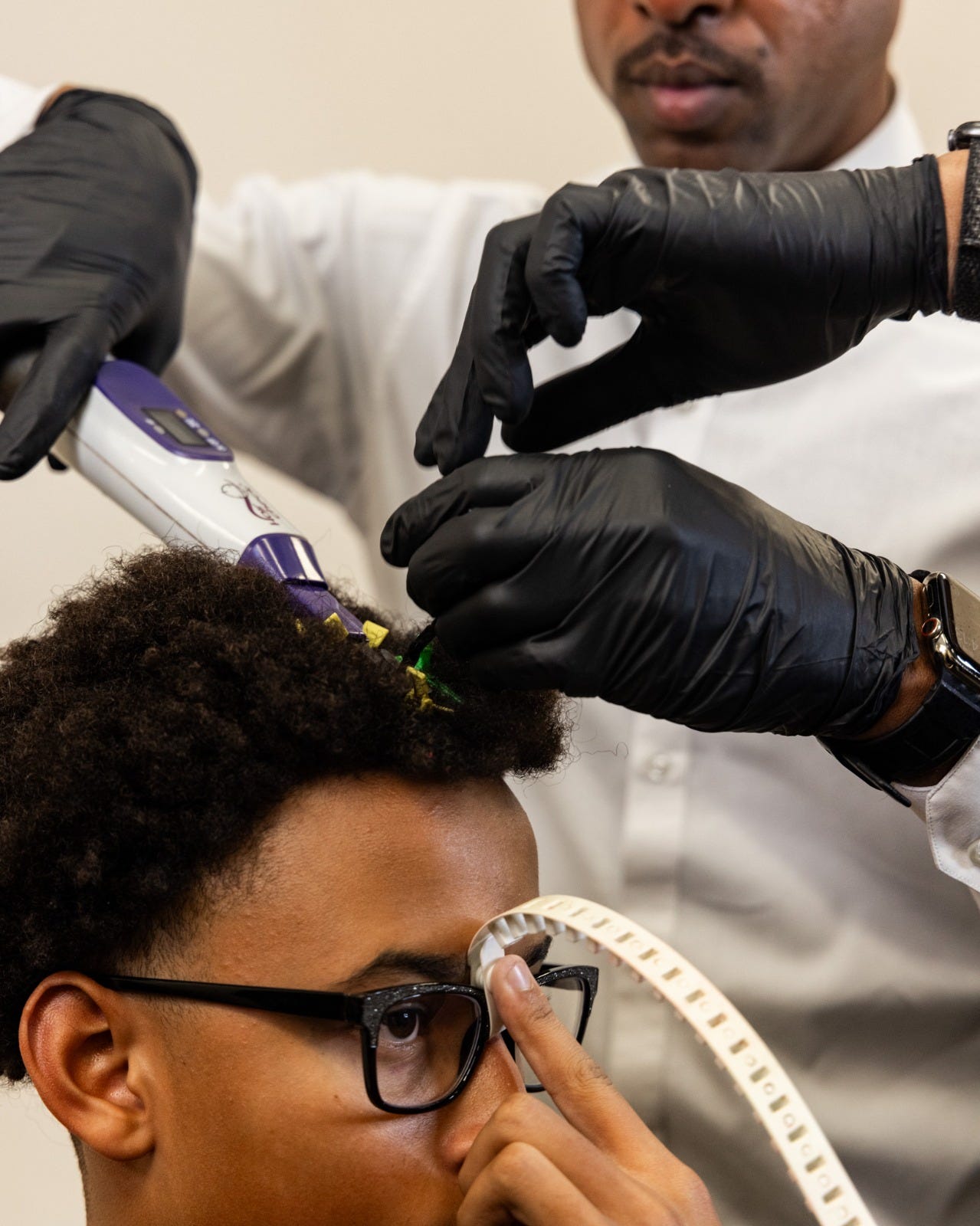 Hair Transplant Specialist in Bermuda: Restoring Confidence Through Advanced Hair Restoration