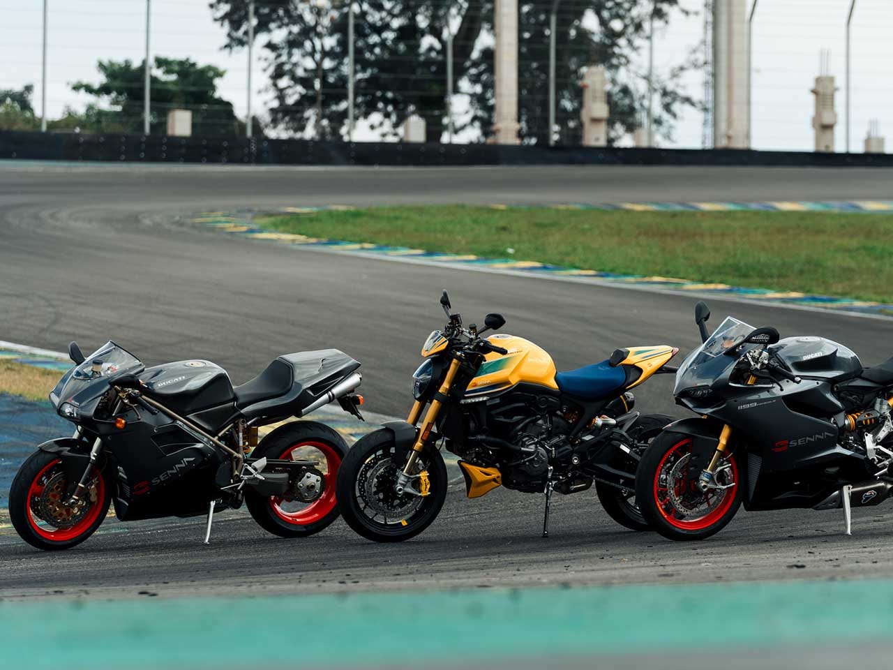 Ducati Senna: trilogia de motos reunida em Interlagos para celebrar 35 anos da 1ª vitória de Ayrton…