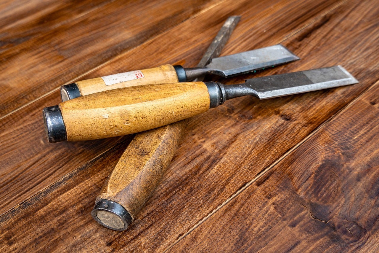 Image by Alexei_other on Pixabay — Traditional Woodworking Chisels