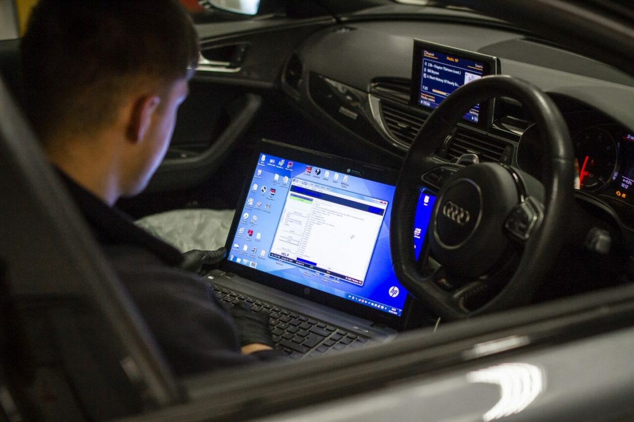 Rally Car Mapping: The Hidden Software Behind Stage Speed