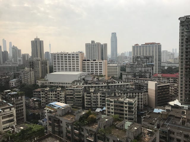 Какой 1 город. Гуанчжоу спальный район. Guangzhou, China спальные районы. Гуанчжоу кварталы муравейники. Шанхай спальные районы.