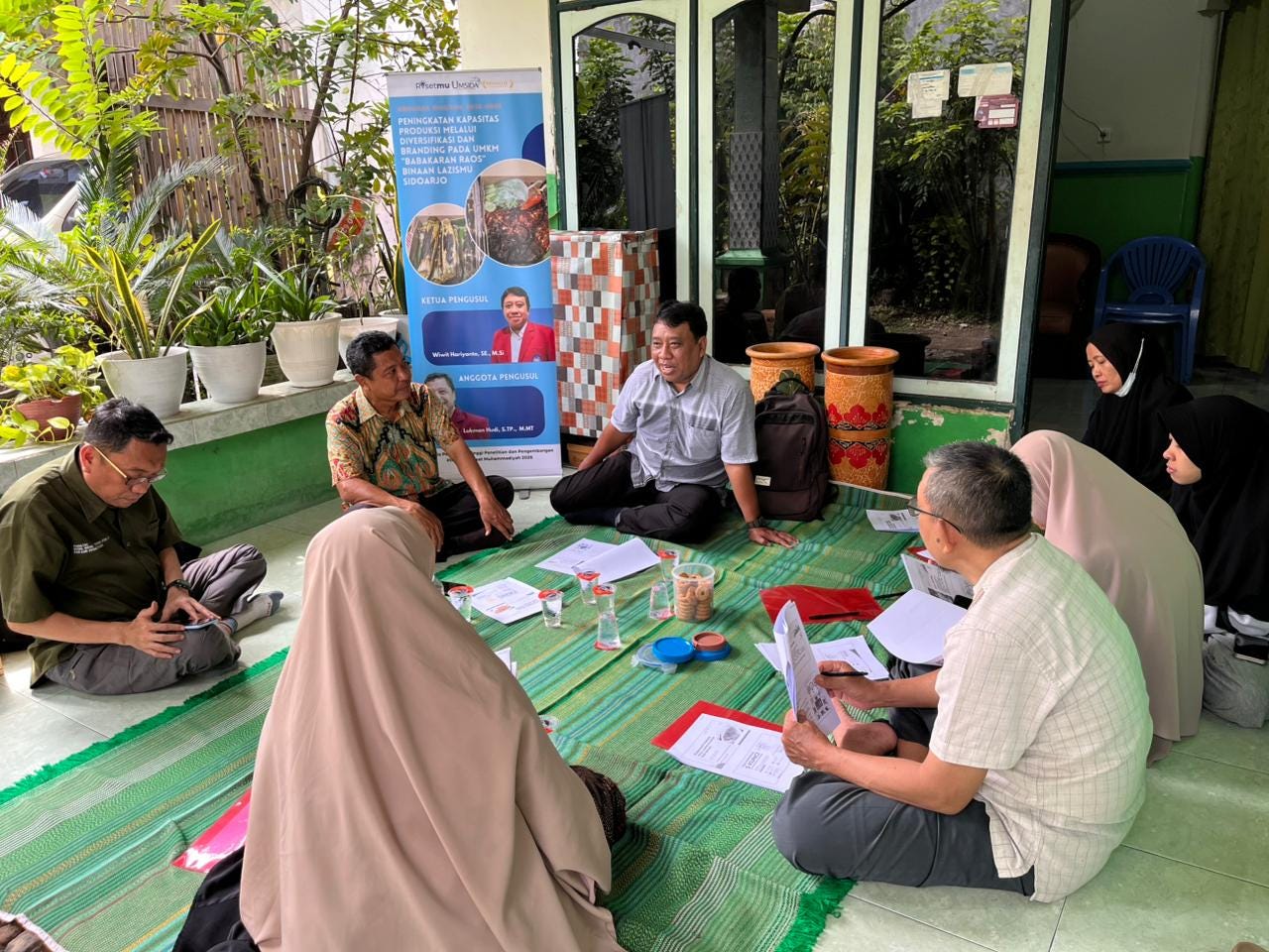 Kembangkan UMKM Lokal, Tim Abdimas Umsida Beri Pelatihan Keamanan Pangan dan Branding UMKM…