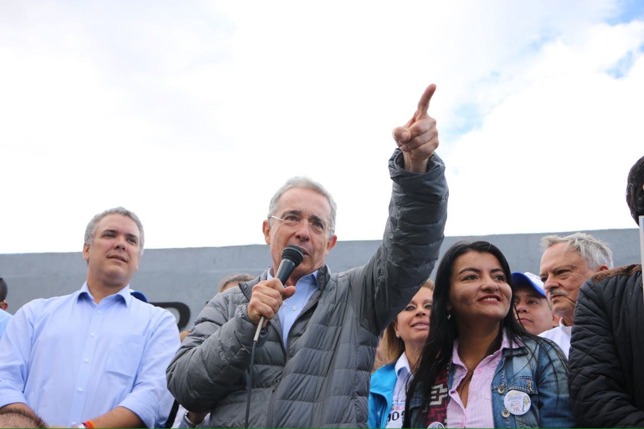 El ex presidente Álvaro Uribe Vélez fue absuelto de los delitos de fraude y soborno, tras siete…