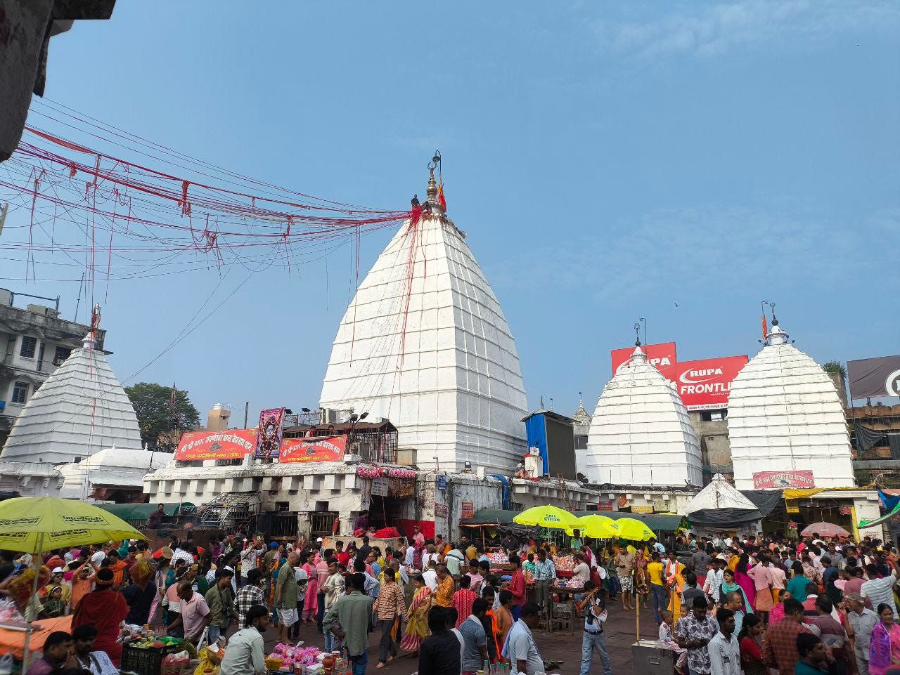Why Spiritual Tourism in India Needs More Honest Voices (Lessons from My Deoghar Trip)