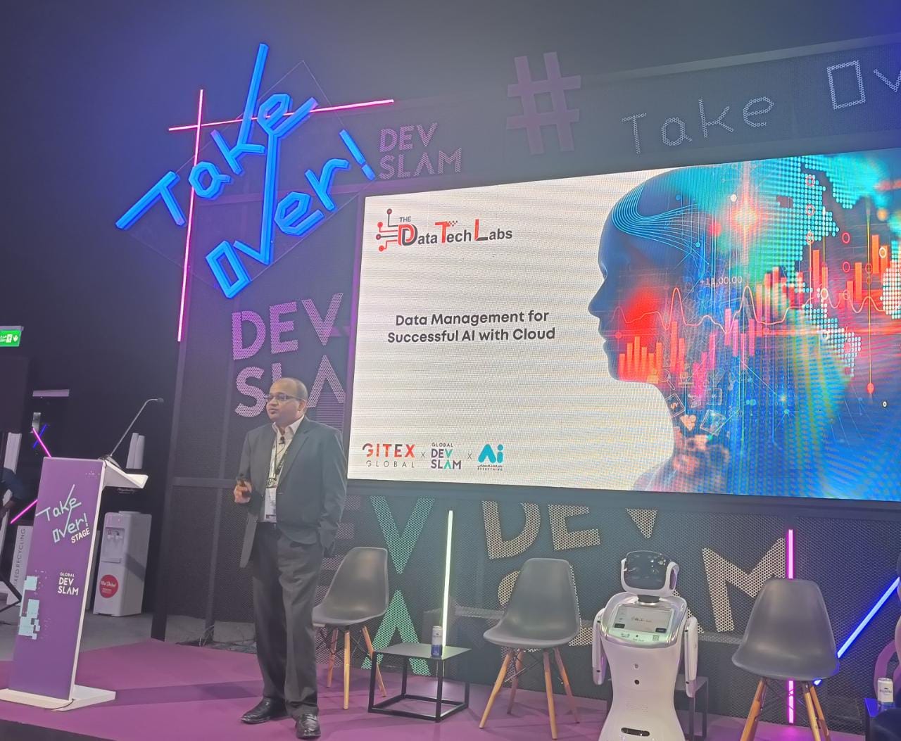 Dr. Amit Andre while delivering speech at Gitex 2022