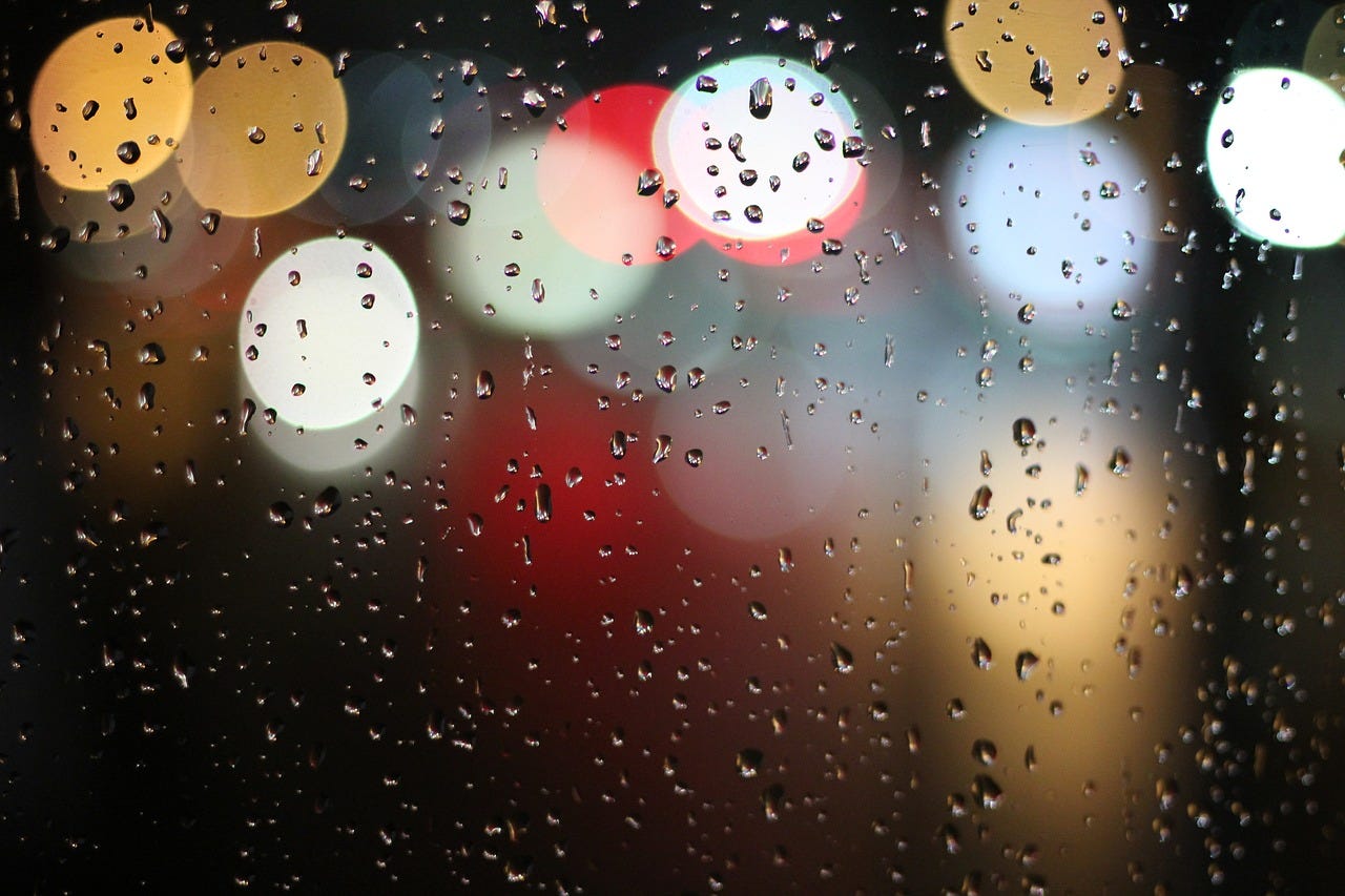 Hujan pertama dan warna-warni bulan november. sumber: pixabay