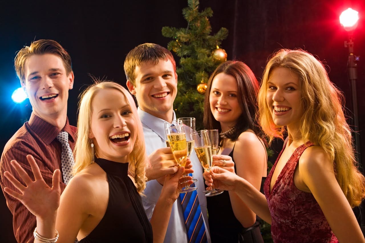 Cocktail Party Organizer Tricks for Effortless Hosting