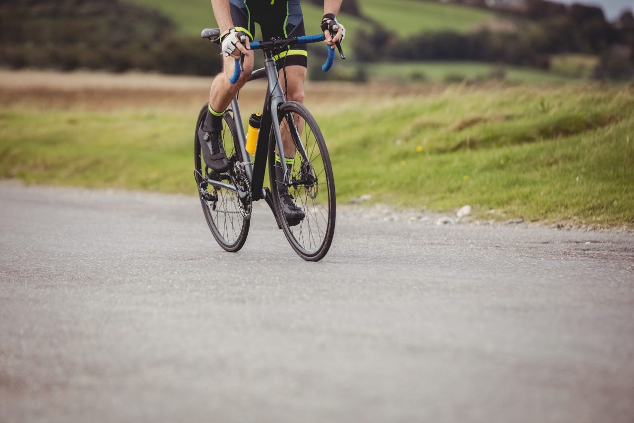 Alex Bidetxea recomienda las mejores rutas de ciclismo en España para todos los niveles