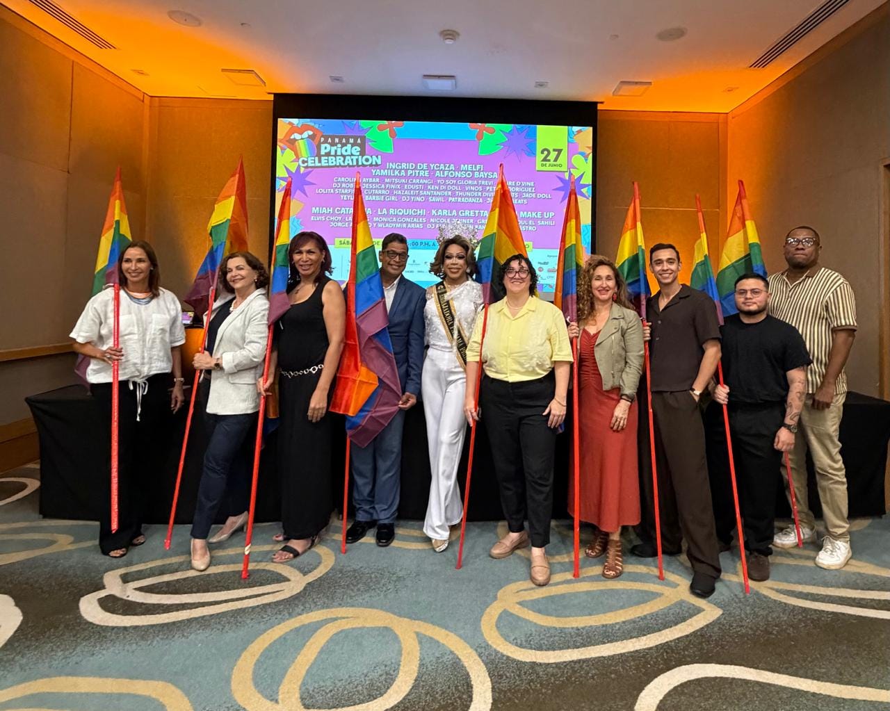 Una marcha por el orgullo, el apoyo a la Selección y la solidaridad con Venezuela