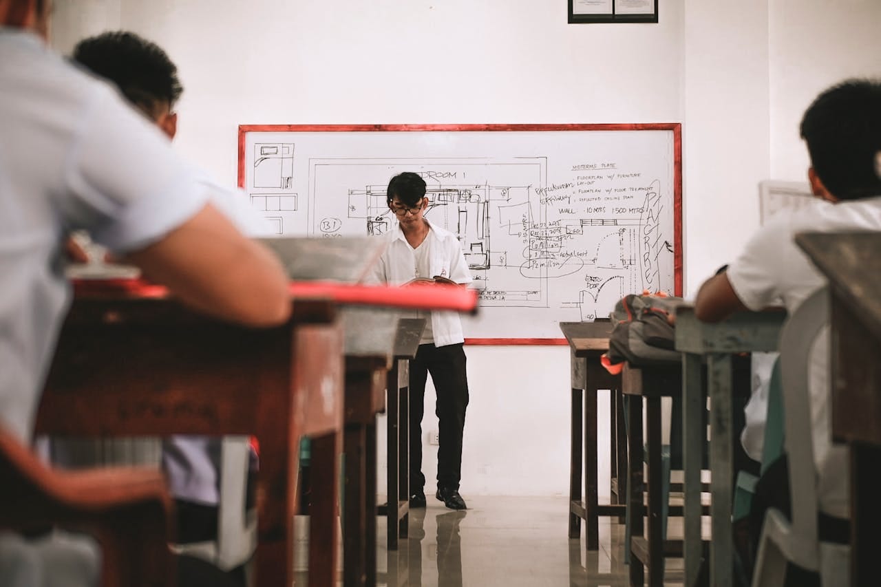Top 10 Online IIT JEE Coaching Institutes in Tura, Meghalaya