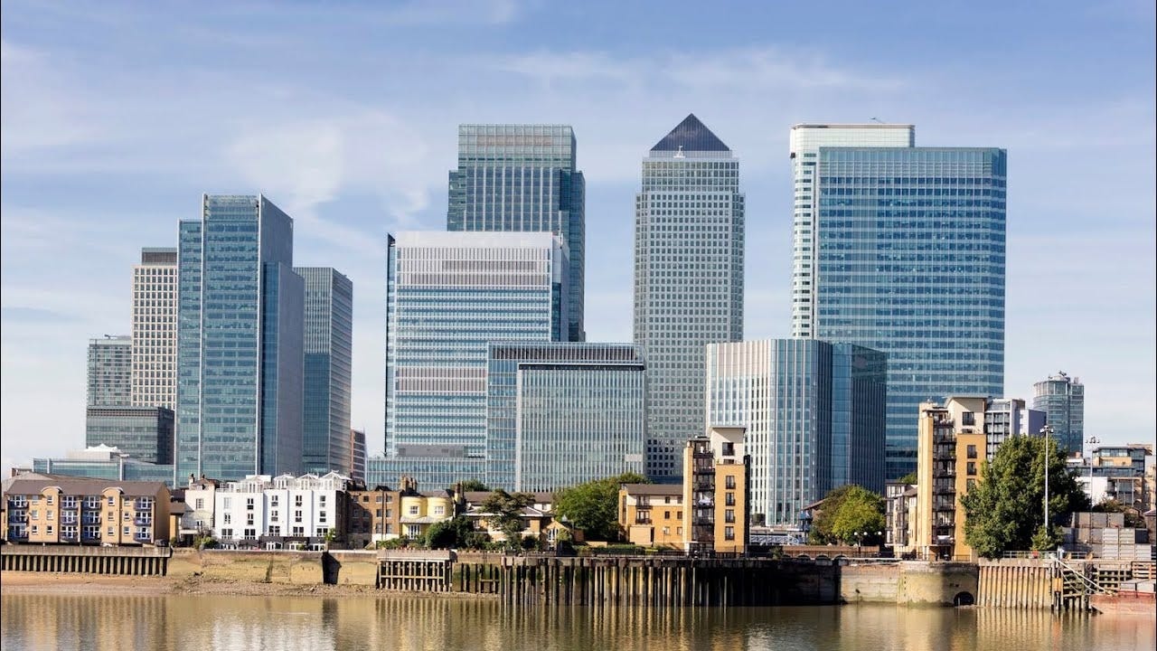 Canary Wharf to London City Airport Taxi: Your Direct & Reliable Transfer