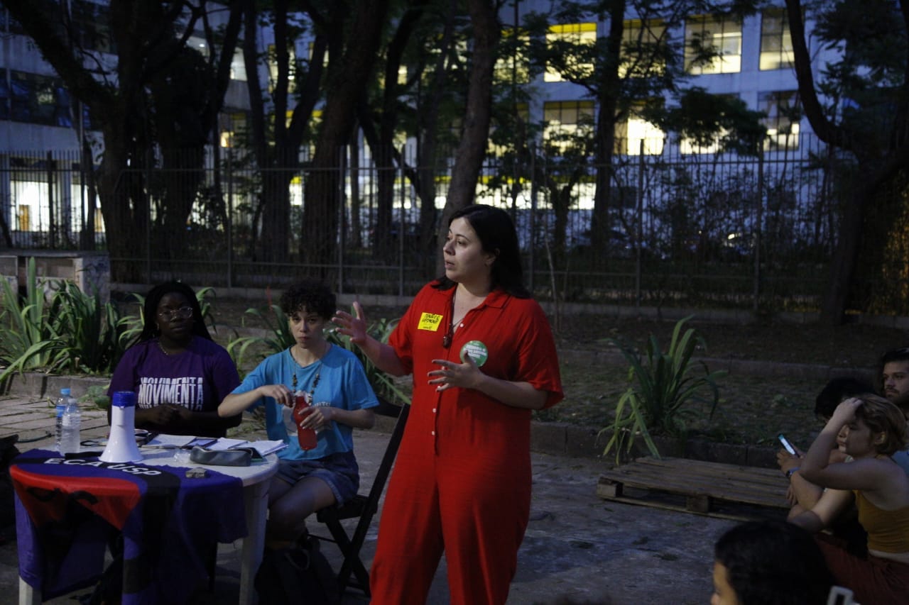 Sâmia Bomfim, do PSOL, compartilha análises e experiências de greve
