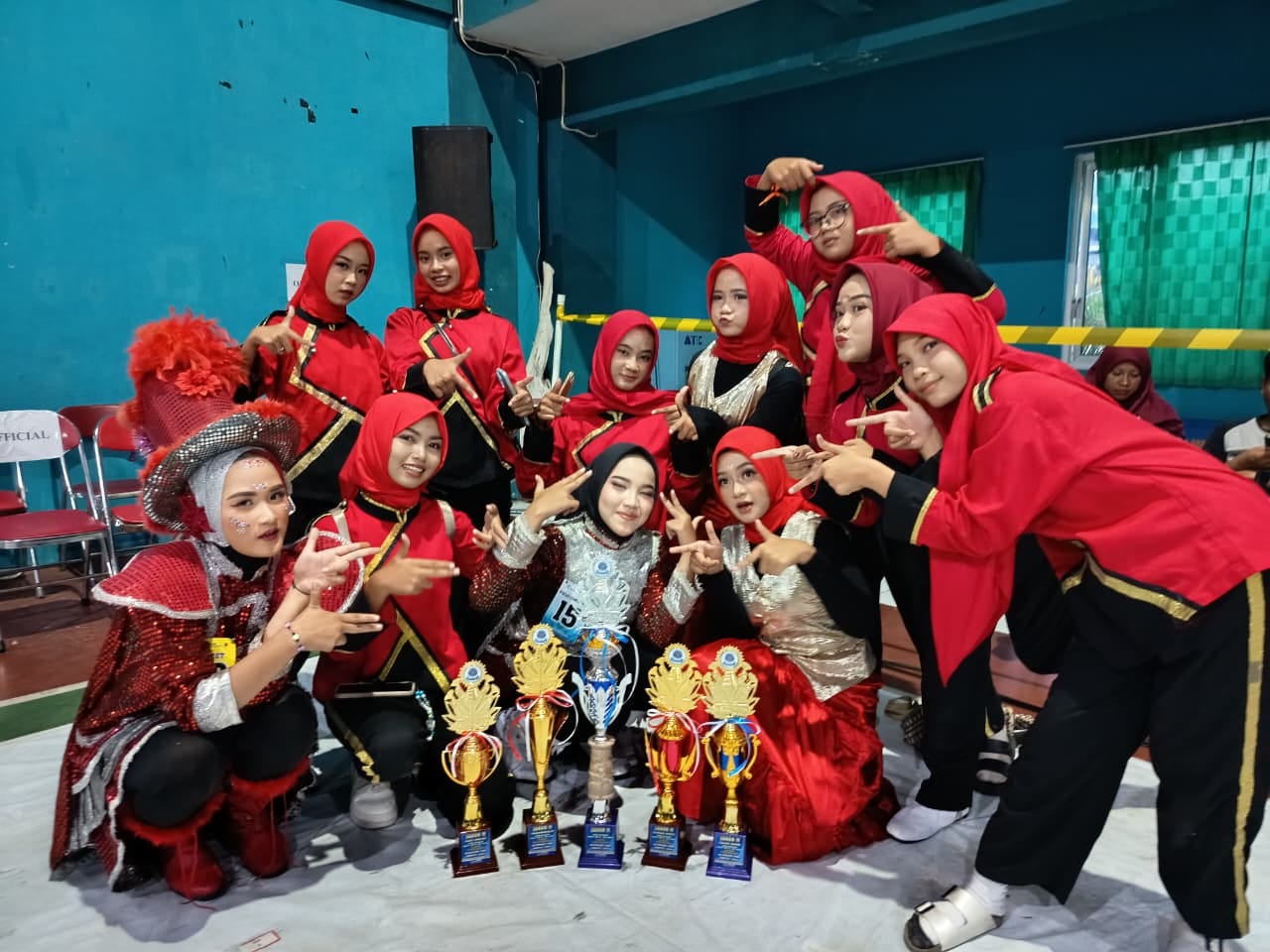 Semangat, Harmoni, dan Kekompakan Antarkan Marching Band MTsN 4 Bantul Raih Lima Piala di GOR…