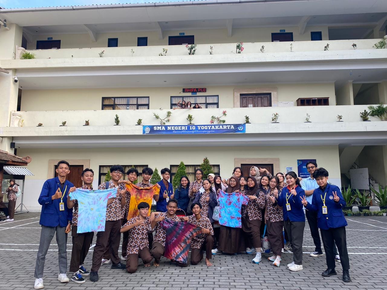 Pengenalan dan Pelatihan SDGs 12 oleh UNY di SMAN 10 Yogyakarta