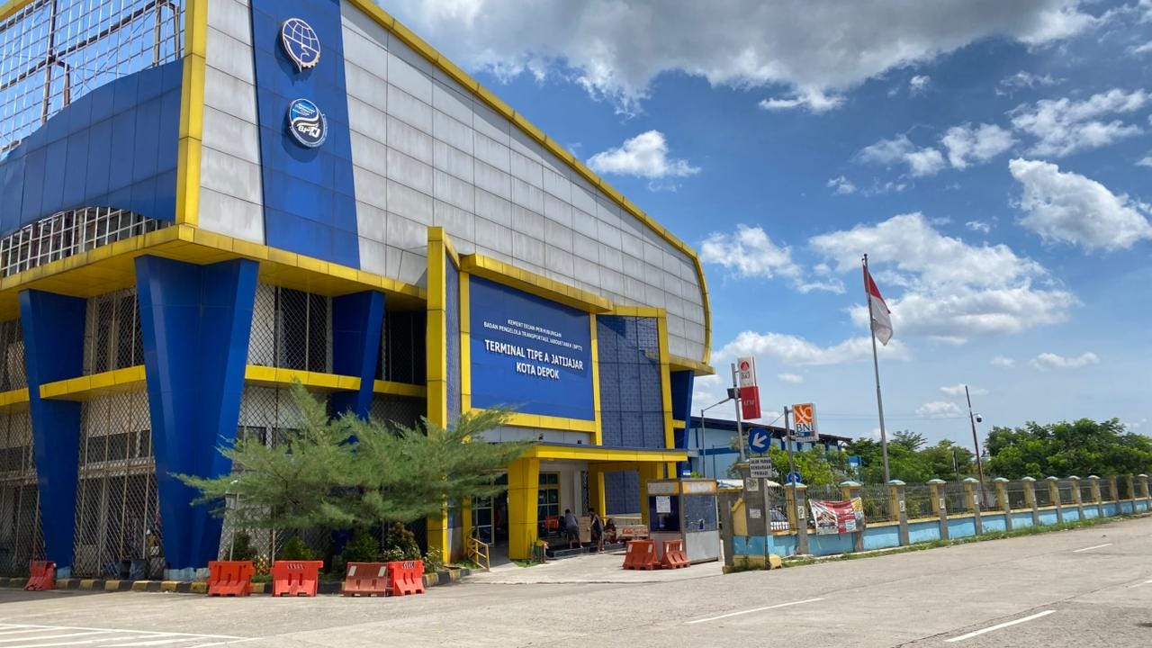 Menjelang Nataru, Terminal Jatijajar Depok Masih Sepi Penumpang