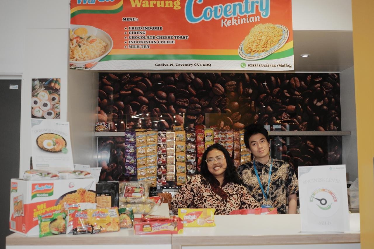 Wastra Kencana: Pameran Budaya Indonesia oleh IISMA Coventry University