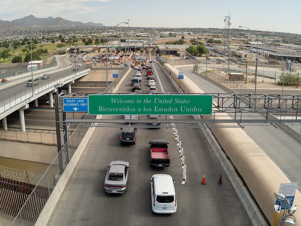There are four border crossings between El Paso and Ciudad Juárez. This is the Bridge of the Americas. Photo by CBP Photography on Wikimedia Commons.