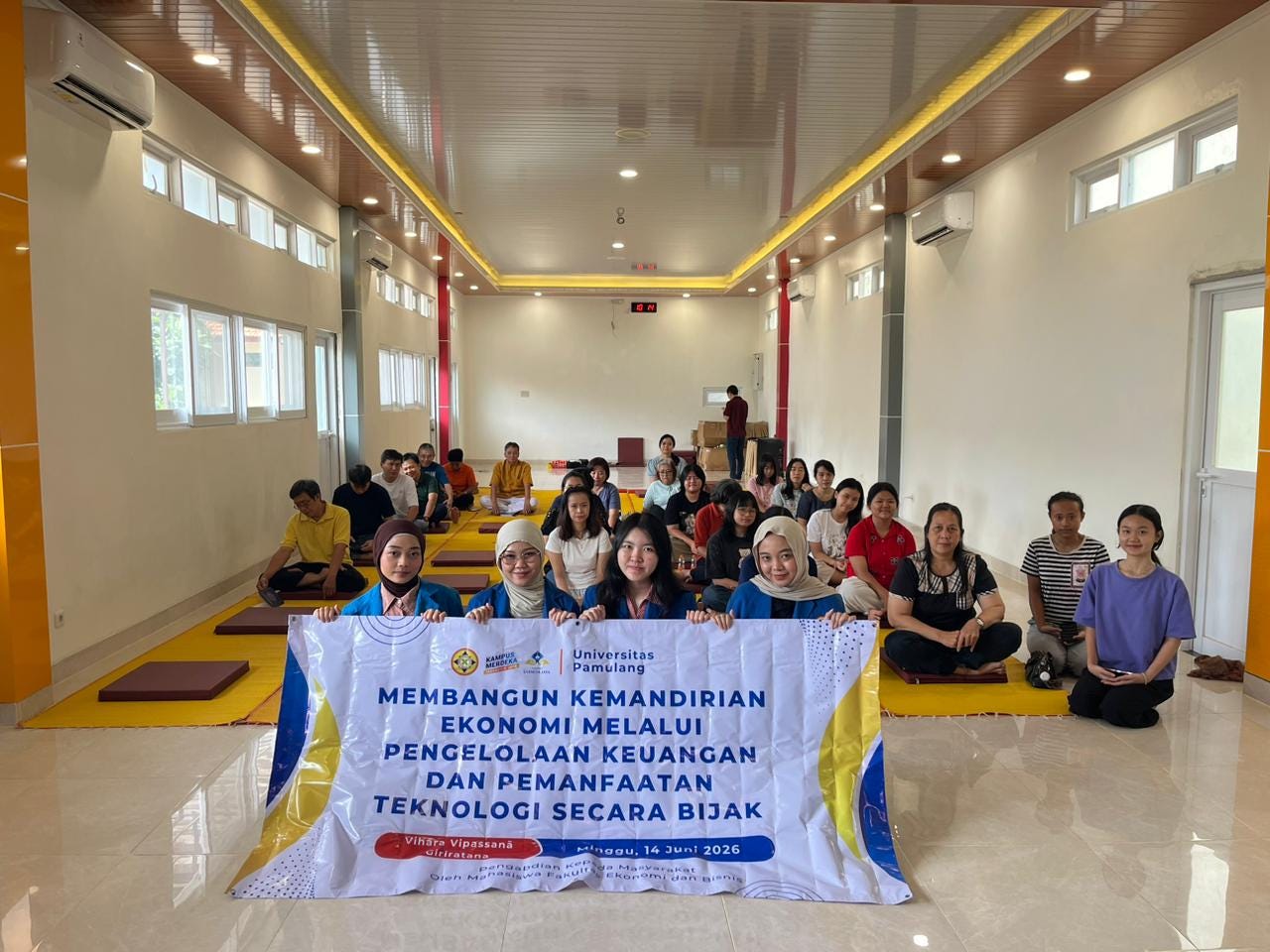 Membangun Kemandirian Ekonomi Keluarga: Sinergi Pengelolaan Keuangan dan Literasi Digital di Vihara…