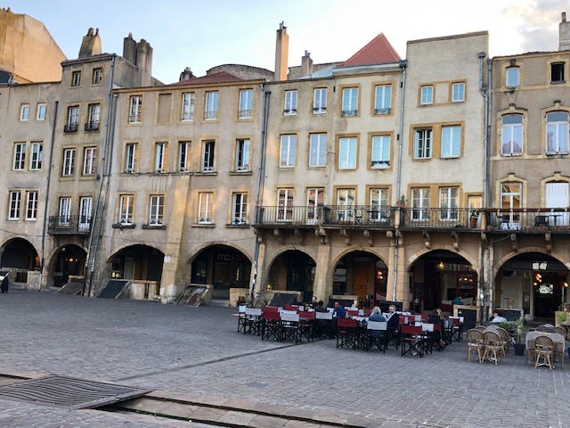 Location machine à fumée à Metz, Nancy, Luxembourg • EVENZY