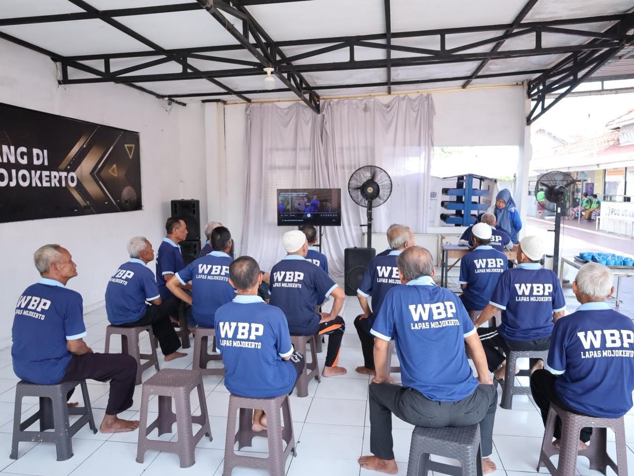 Pos Pembinaan Terpadu Lansia Lapas Mojokerto Hadirkan Layanan Kesehatan dan Senam Kebugaran bagi…