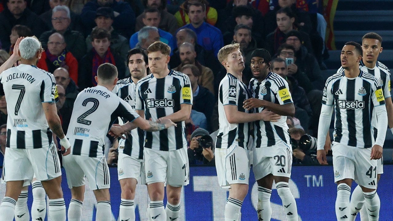 Manchester United Incar Lewis Hall, MU Manfaatkan Situasi Newcastle di Bursa Transfer