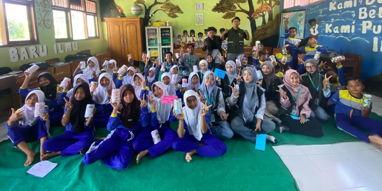 KKN UNUGIRI Kelompok 20 Gelar Edukasi Menabung Sejak Dini di SDN Sidorejo 2