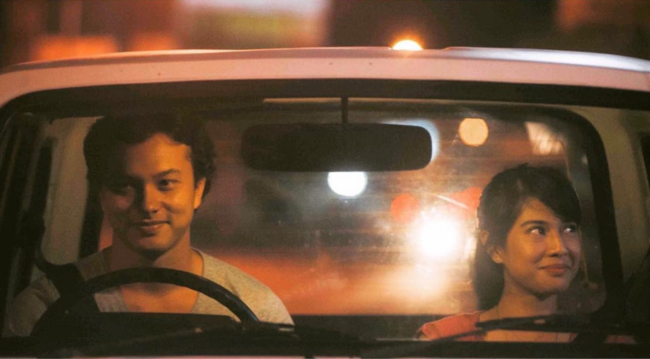 Puisi dari POV Politis: Antara New York dan Jakarta, Ketika “Batas” Cinta Bisa Ditembus Rangga?