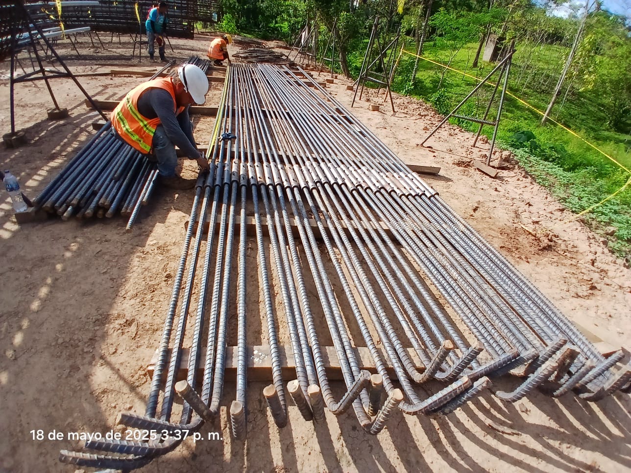 Acoples Mecánicos: Innovación y Precisión en la Preparación del Acero Estructural.