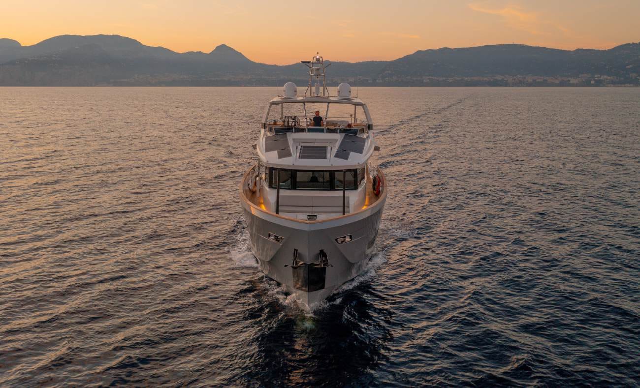 YACHT FOR SALE | M/Y KAMOKA | Numarine 26XP Explorer Yacht