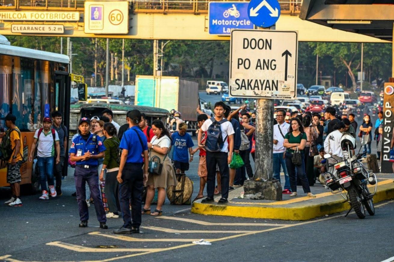 ‘Daig ng Maagap ang Traffic’? : Commuters Resilience on the Edge