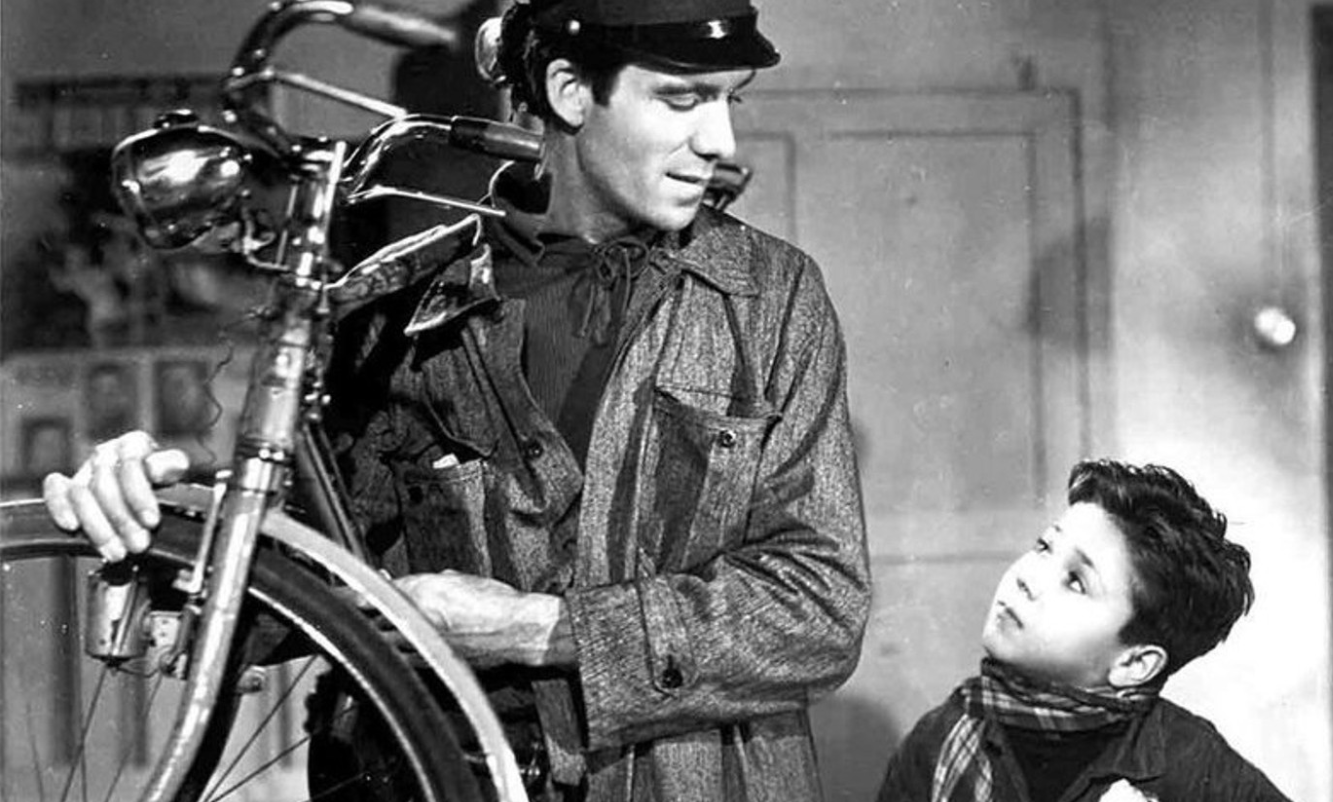 Ladri di biciclette (1948) — Vittorio De Sica