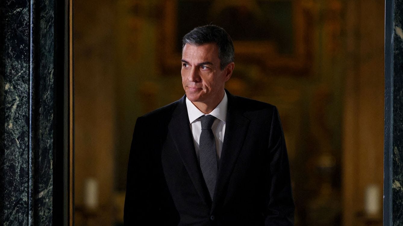 Entramado socialista con sus luces (ni una) y sus sombras (muchas).