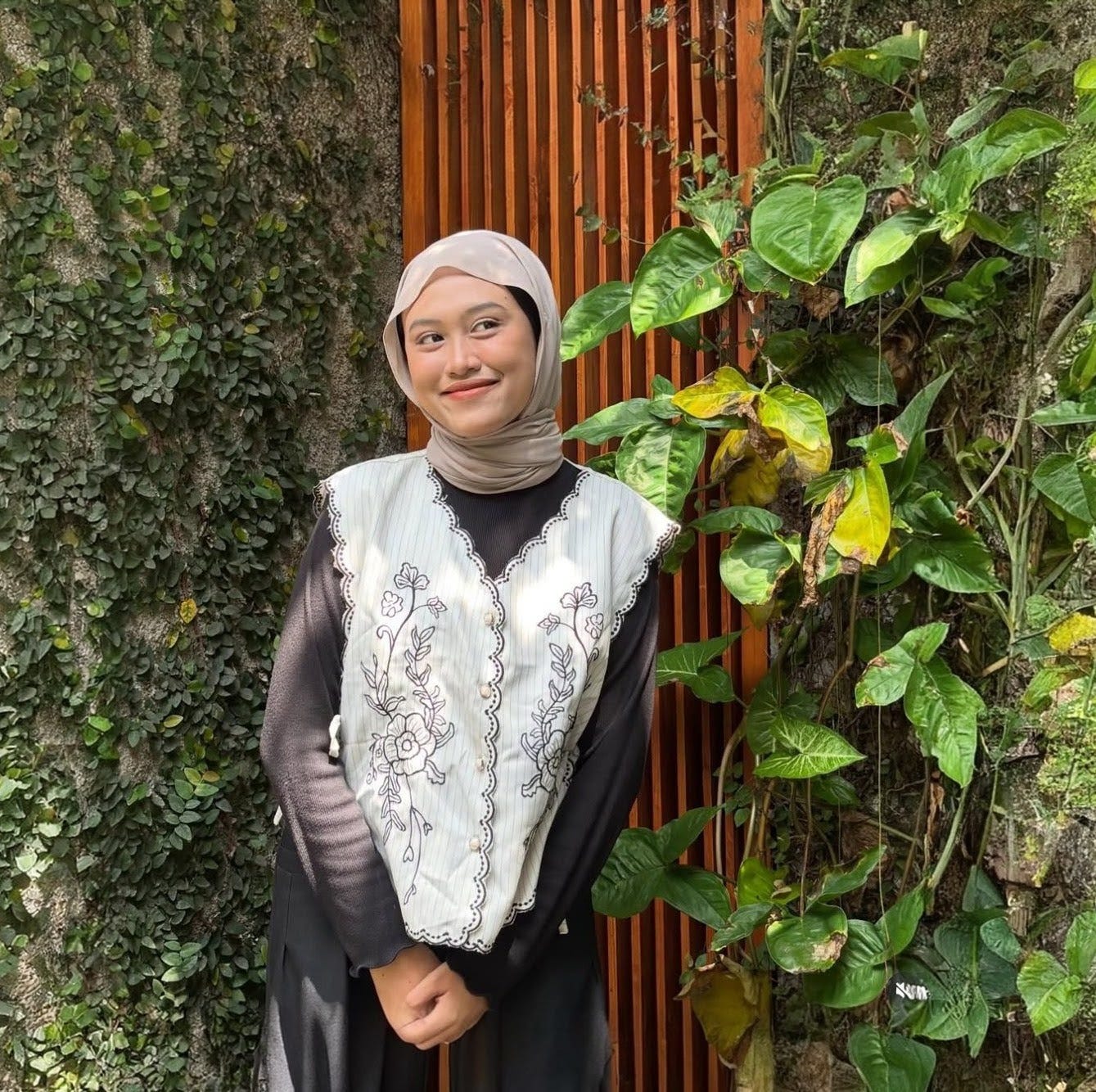 Mengenal Eliana Rosyadah: Sosok Inspiratif di Balik Edukasi Karier Digital Gen